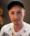 Julian - Familie - Beruf & Arbeitsleben - Psychologische Lebensberatung - Liebe & Partnerschaft - Sonstige Bereiche Julian - Familie - Beruf & Arbeitsleben - Psychologische Lebensberatung - Liebe & Partnerschaft - Sonstige Bereiche
